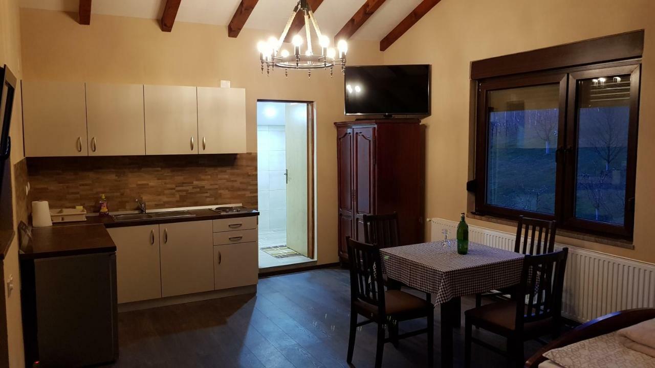Guest House Blazevic Gornja Gracenica Buitenkant foto